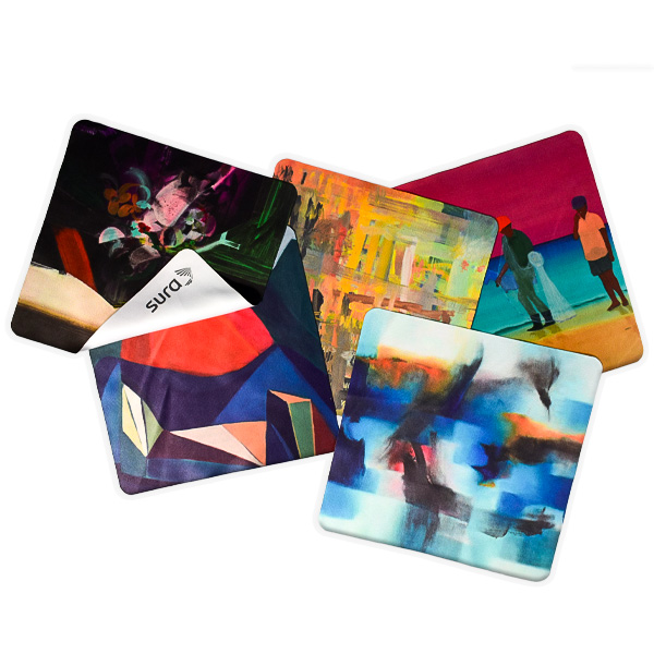 Paños de microfibra de la marca sura con diseños de obras de arte, regalo corporativo que cuida de tus dispositivos.