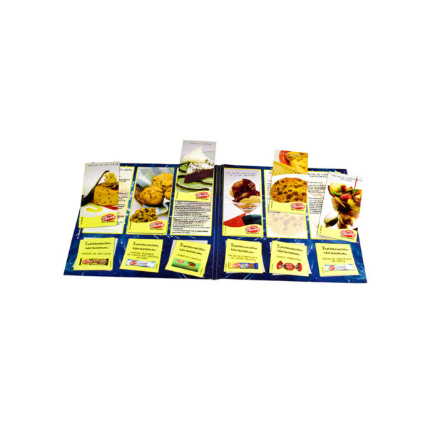 Recetario magnético con notas y fotos personalizadas.