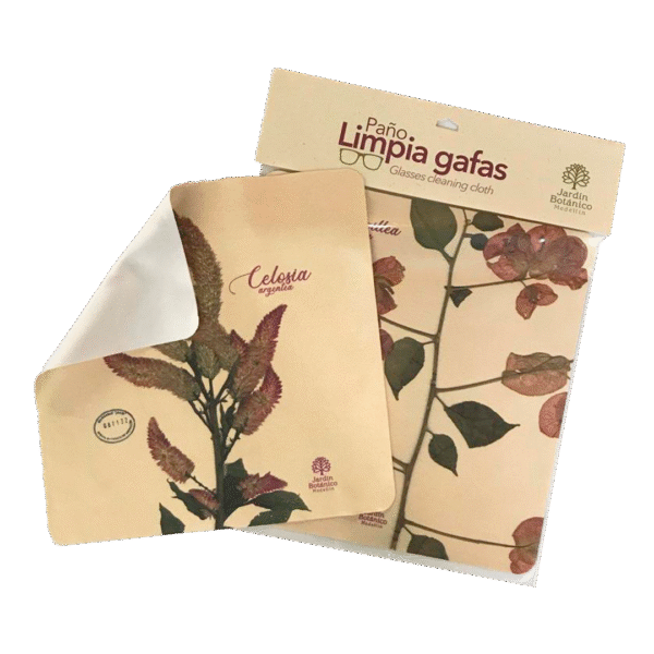 Paño en microfibra con ilustración de flores y empaque con logo